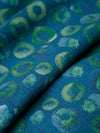 Aalto-kangas, valkoinen ja vihreä, puuvilla-interlock-neulos