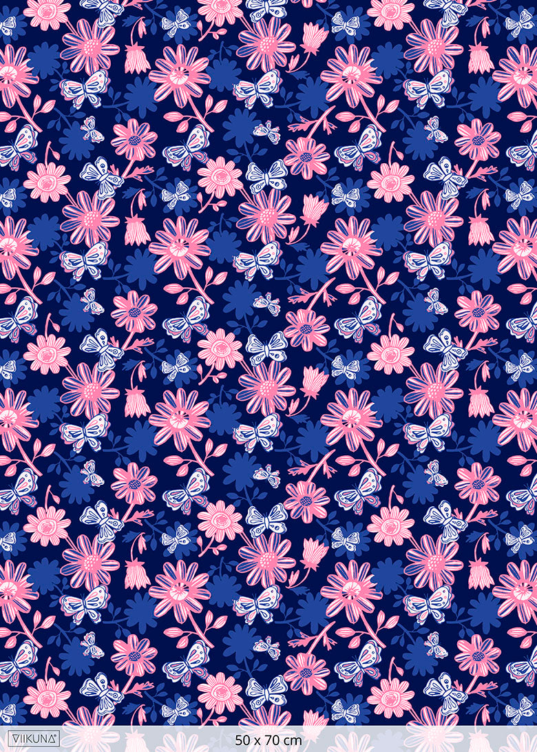 keväthippa-kangas-tummansininen-puuvillasatiini-viikuna-50x70-cm